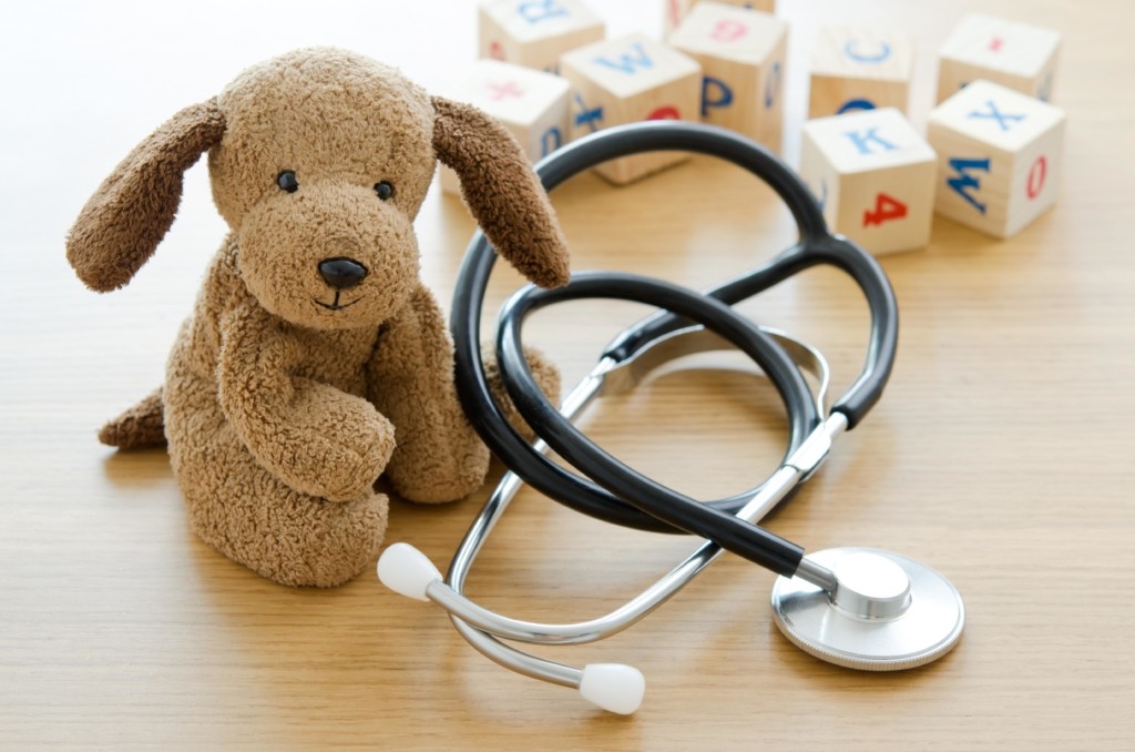 peluche, stethoscope, jeux enfants